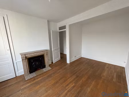 f3 rue laennec lyon 8