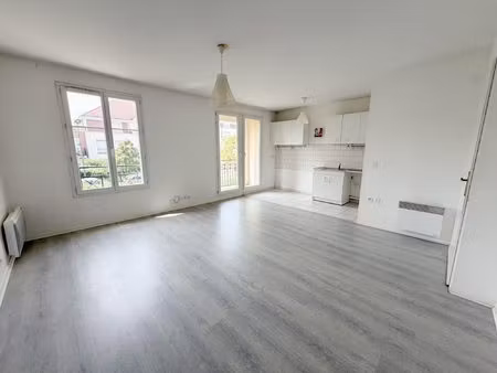 magny-le-hongre – centre-ville – f2 de 44m2