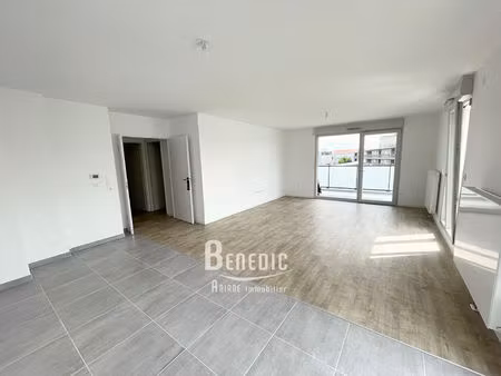 appartement t4 - parkings - balcon - résidence les rivages