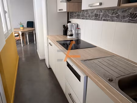 t2 avec terrasse couverte et jardin privatif comme une pet