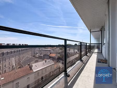 studio 29 m² à louer ? centre-ville de la roche-sur-yon