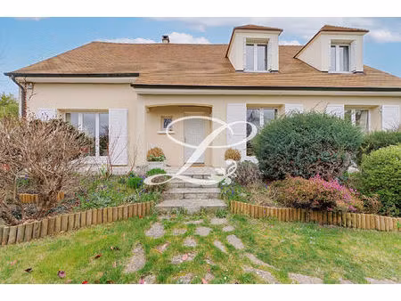 maison le mesnil le roi 7 pièce(s) 200 m2