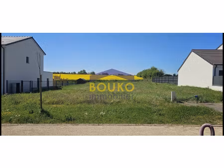 lupcourt terrain plat 750 m2