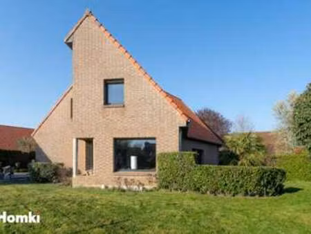 vente maison à lompret (59840) : à vendre / 181m² lompret