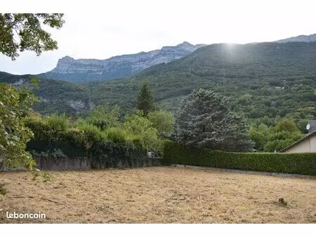 claix - terrain 1025 m2