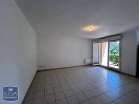location appartement 2 pièces à lisieux hauteville saint-exupery (14100) : à louer 2 pièce