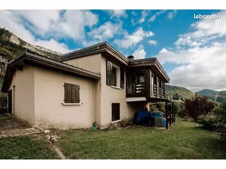 lans en vercors  maison à vendre de 102m2 avec terrain de 900m2