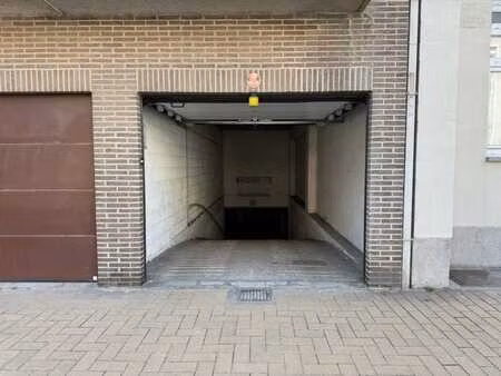 garagebox centre middelkerke à vendre