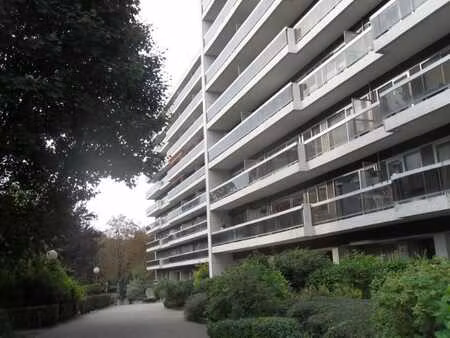 appartement 120 m2 1650euro + charge 300 euro