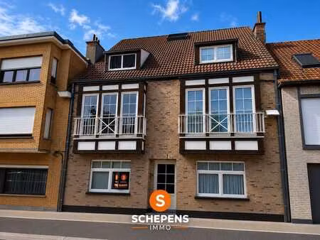 charmant gelijkvloers appartement met privatieve tuin in ...