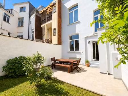 schaerbeek  limite etterbeek – quartier cee | charmante m...