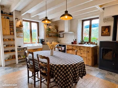 ferme 8 pièces 164 m²
