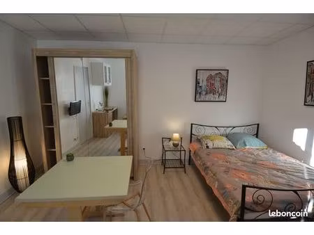 studio meublé au jardin jayan