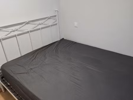 grand studio en centre-ville