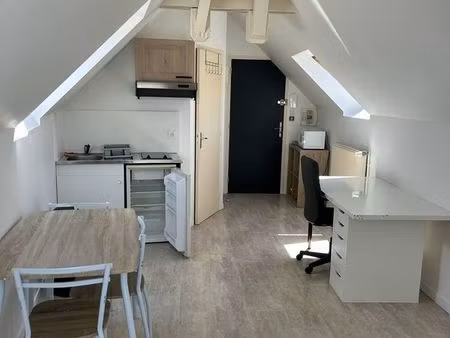 location appartement meublé - laval centre