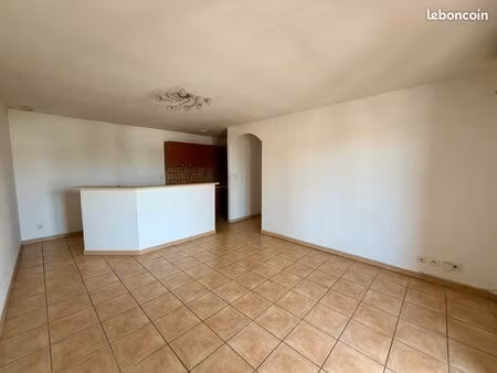 loue t3 aleria centre