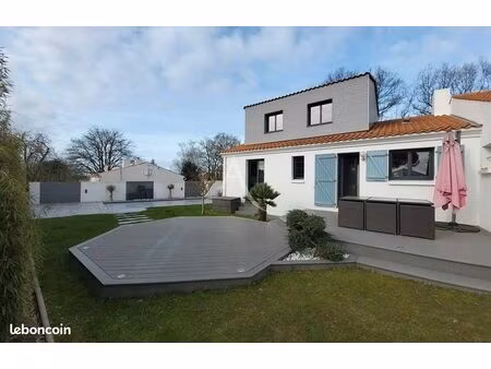 maison 7 pièces 135 m²