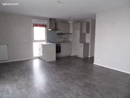 appartement 3 pièces 64 m²