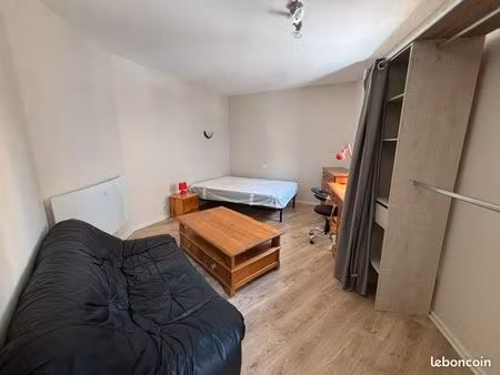 agréable studio meublé rénové – cahors centre