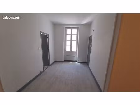 cahors – appartement t2 centre ville