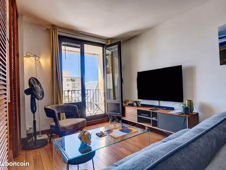 t2 meublé – 36 m² – saint-denis (petit marché) – disponible au 1er août 2026