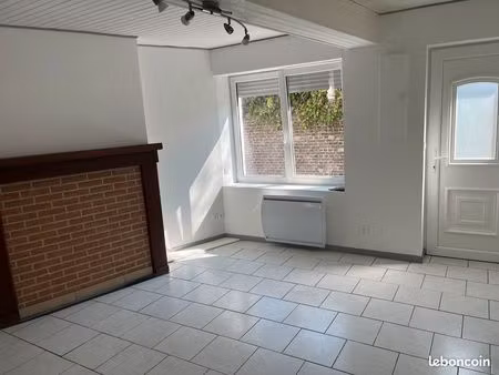 location maison 3 pièces ensoleillé