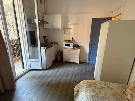 loue chambre meublée