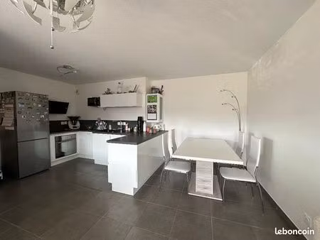 appartement 3 pièces - 64m²