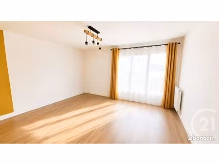 appartement 3 pièces 64 m²
