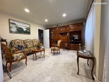 t4 en location résidence sécurisé vénissieux