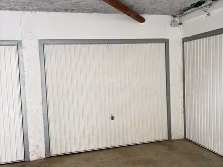 location garage + cave