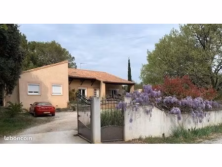location villa 30 km au nord de montpellier