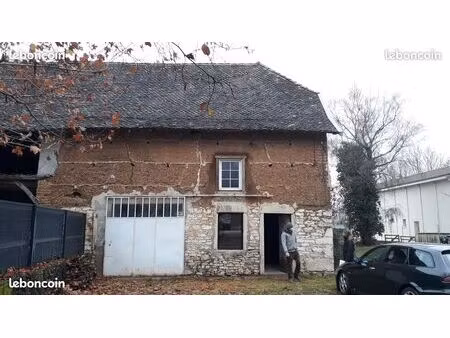 grange / espace de stockage