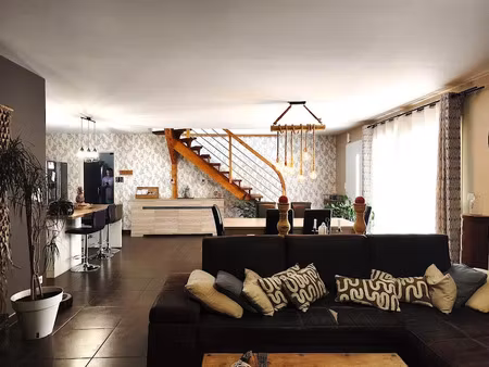 vente villa 6 pièces 174 m² à uzein (64230)  370 000 €