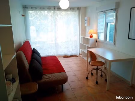 studio indépendant idéal étudiant rez de jardin villa à meylan