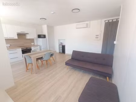 t2 meublé climatisé et rénové  centre la cote st andré