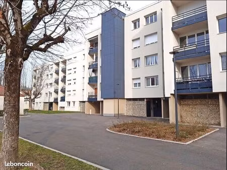 appartement 4 pièces 79 m²