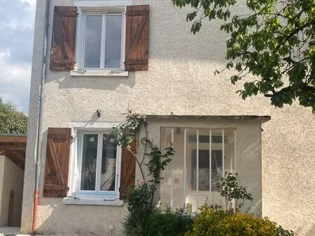 maison rénovée à pont de cheruy - 5 pièces + jardin