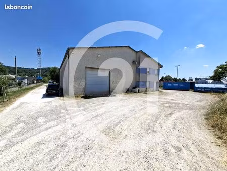 local 875 m² st maurice l exil