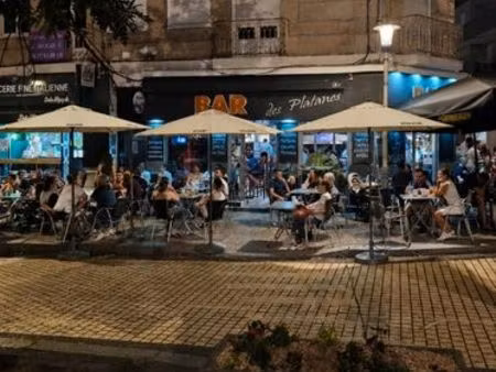 bar-café à vendre – belle opportunité  prêt à exploiter