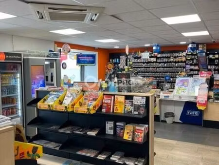 tabac/presse 81 m²