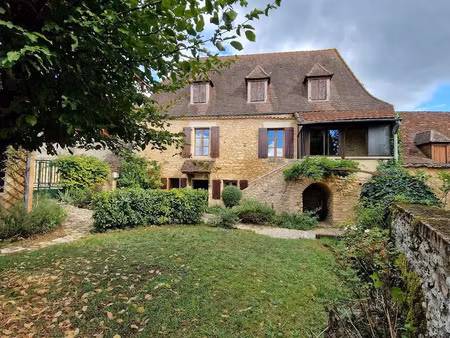 vente maison 5 pièces 131 m² à saint-cyprien (24220)  235 400 €