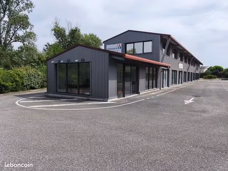 local commercial