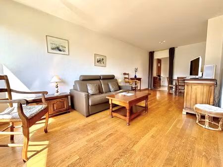 special etudiant - annecy - f3 70 m² - meublé