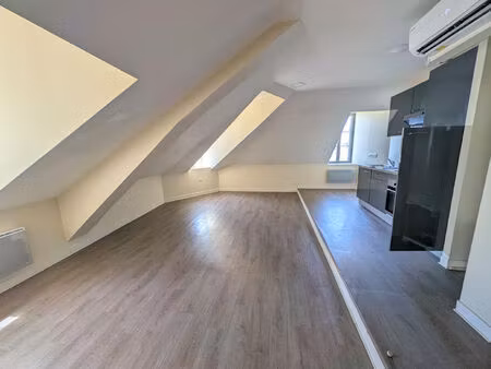 appartement- 25 m²- loi carrez- 2° etg- bourges