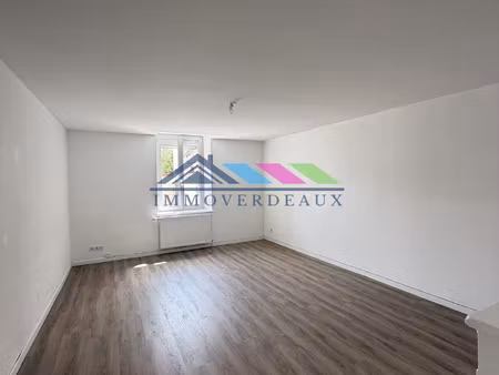 a louer - appartement spacieux 82 m3 - gare