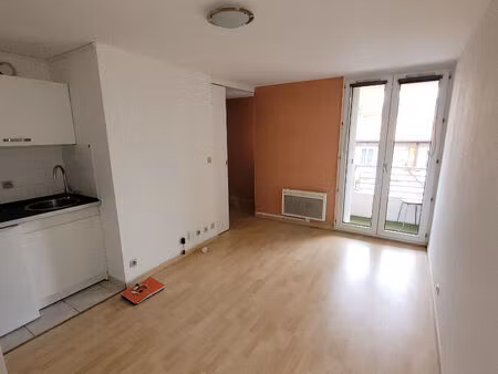 a louer - toulouse - quartier roseraie - appartement t1 bis 33.64 m² avec place de parking