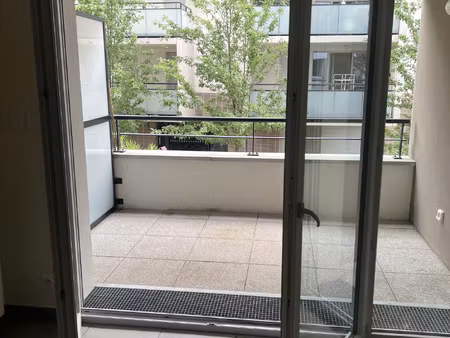 appartement - 42 04 m2 - 2 pièces
