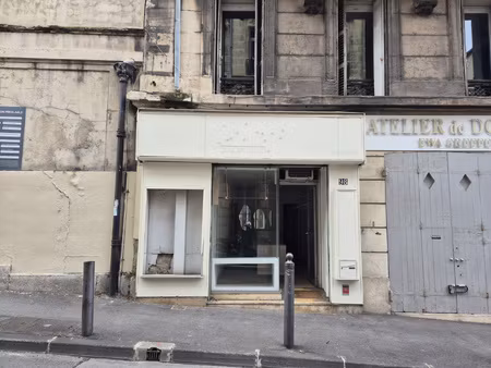 vauban / haut breteuil local de 24m2