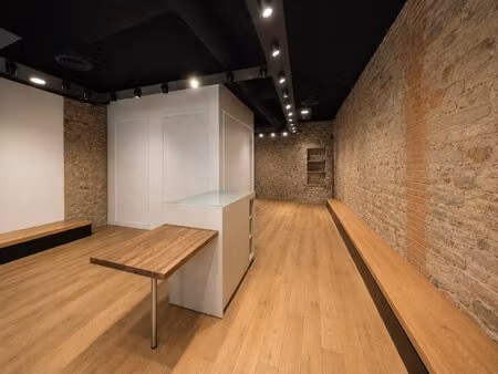 vannes hyper centre - local commercial de 70 m² environ